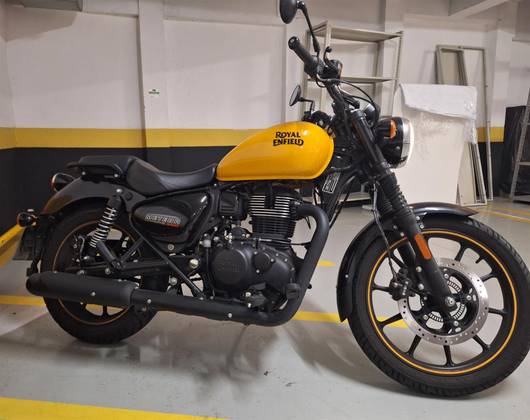 ROYAL ENFIELD METEOR 350 FIREBALL ROYAL ENFIELD METEOR 350 FIREBALL